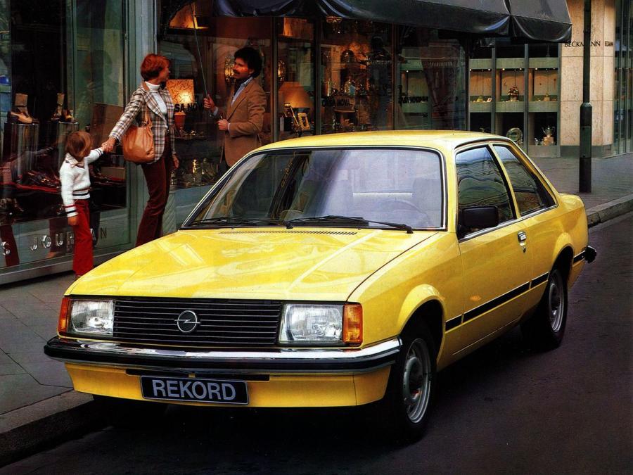  Opel Rekord Coupe 1977 года  (фото 5 из 5)